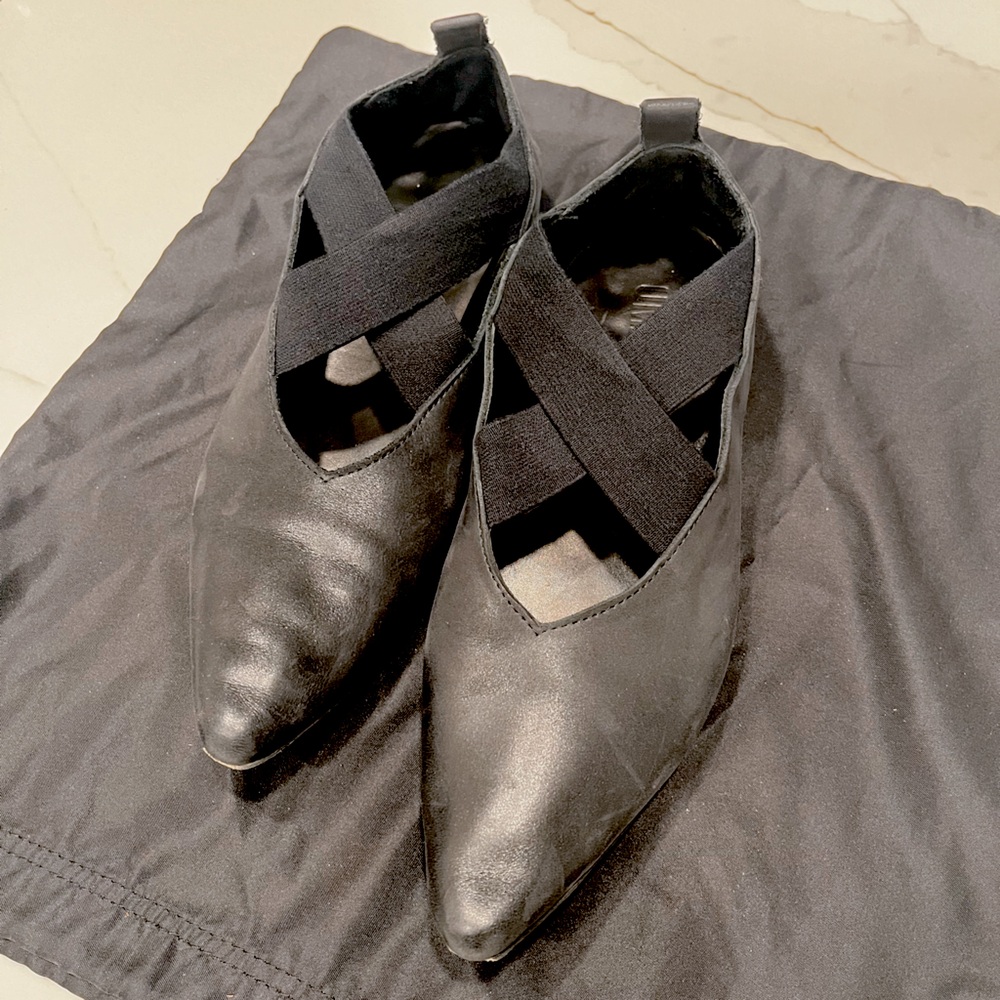 Uma Wang Pointed-toe Ballerina Flats. Leather. Women. Size EU 40. Mules. Wedges.